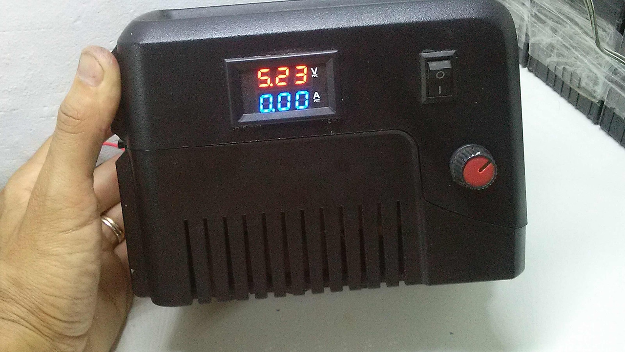 4 - Regulador de Tensão (voltagem) 0 a 24 Volts - Muito Fácil!