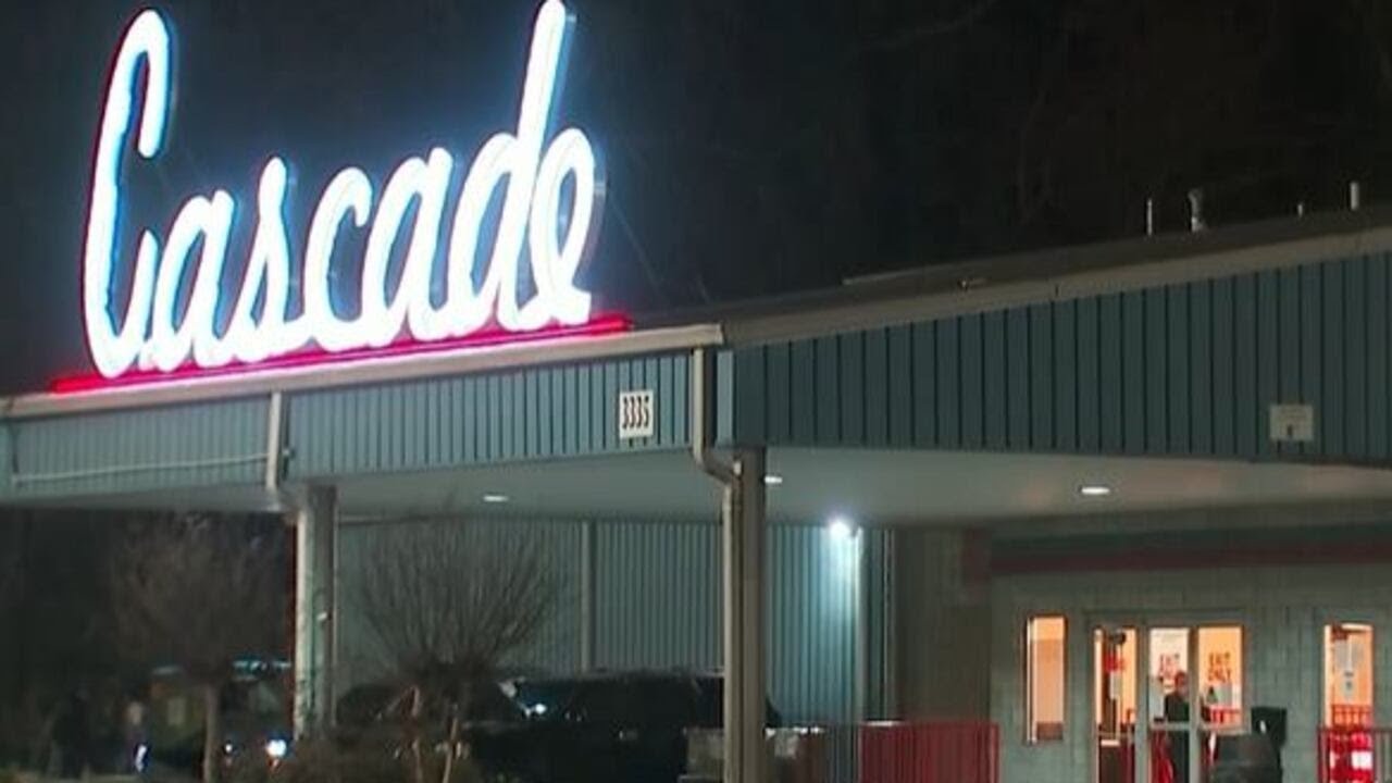 Metro Atlanta businesses increasing safety measures amid 'teen takeovers'