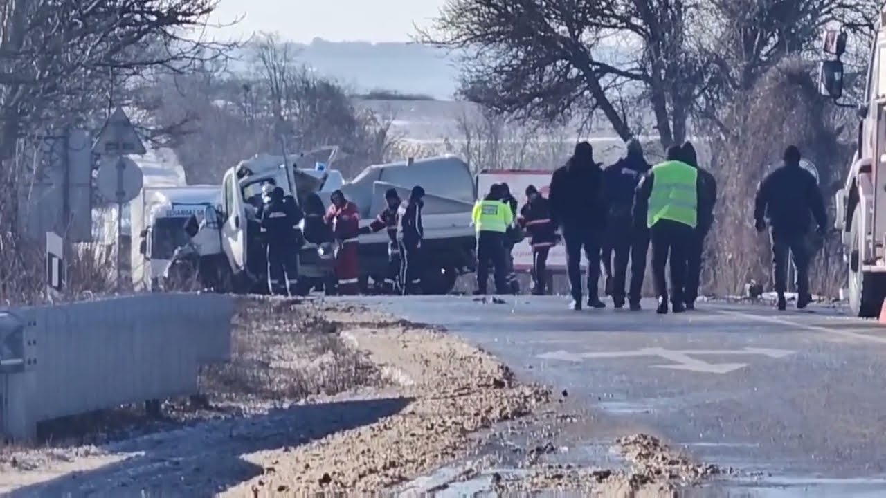 Пожарникари извадиха загиналия шофьор на пътя Русе-Бяла