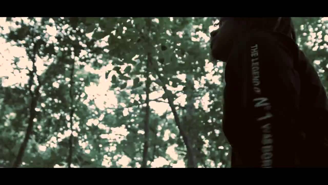 Que   'Fit In' Official Music Video