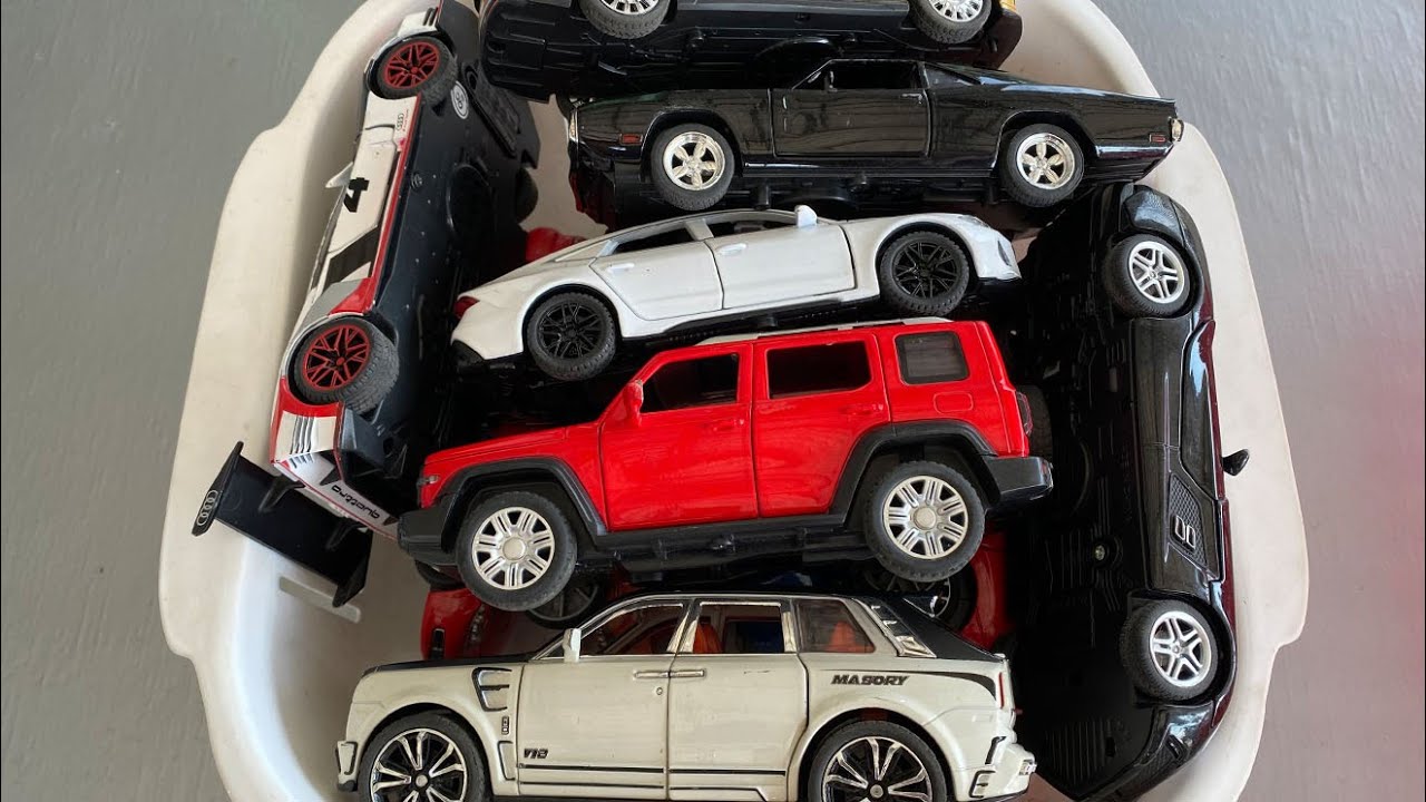 Коробка, полная литых моделей автомобилей, лучшие игрушечные машинки, Rolls Royce, SLR, Audi, Tan...
