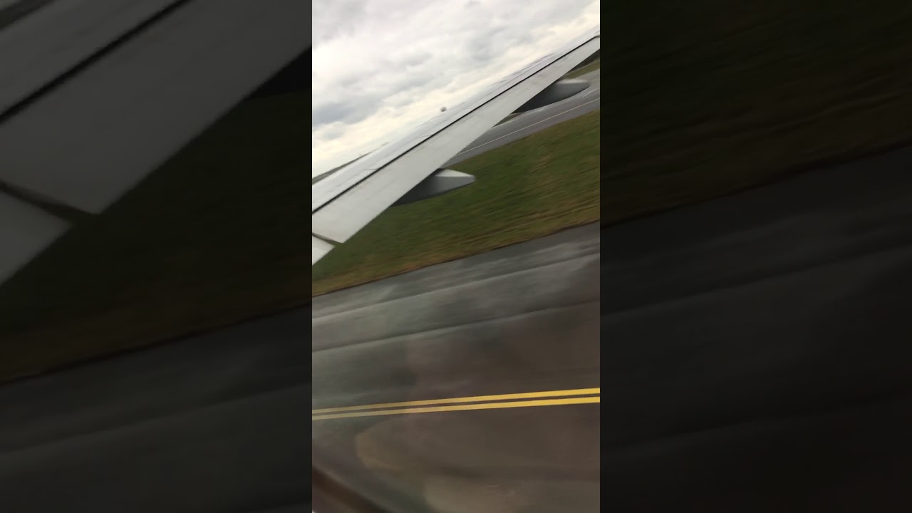 Boeing 777-300er lyfter fr&aring;n Kastrup