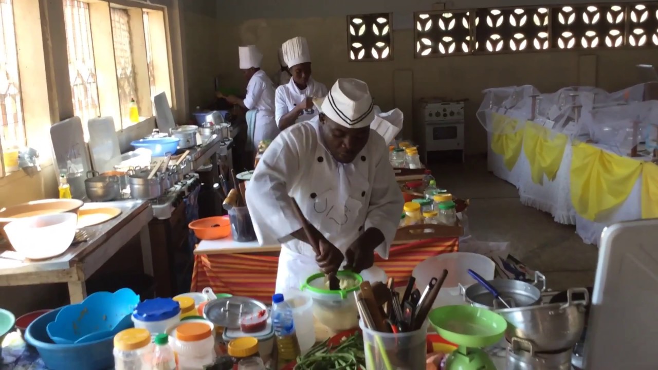 OMG! Watch this Ghanaian trainee Cooks/Chefs cook an amazing meal you've not seen before