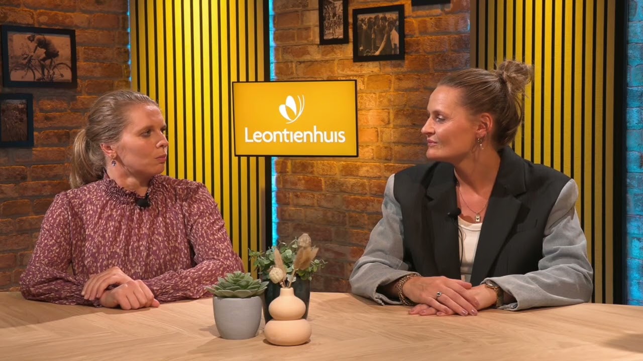 AFLEVERING 8: EEN EETSTOORNIS EN VRIENDSCHAPPEN