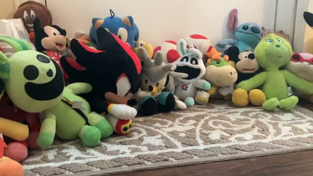 ￼Mmm the new roommates part two ￼