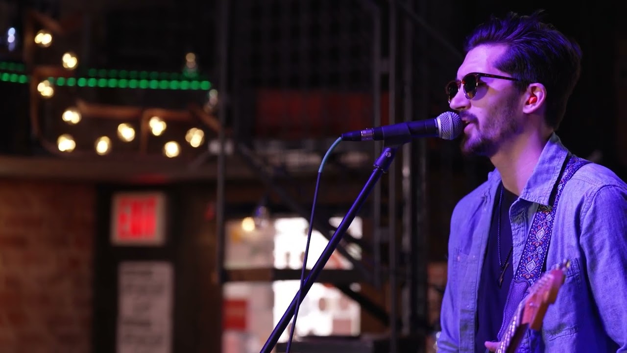 WOUB Soundwaves: Stone Quillen Band at Court Grill