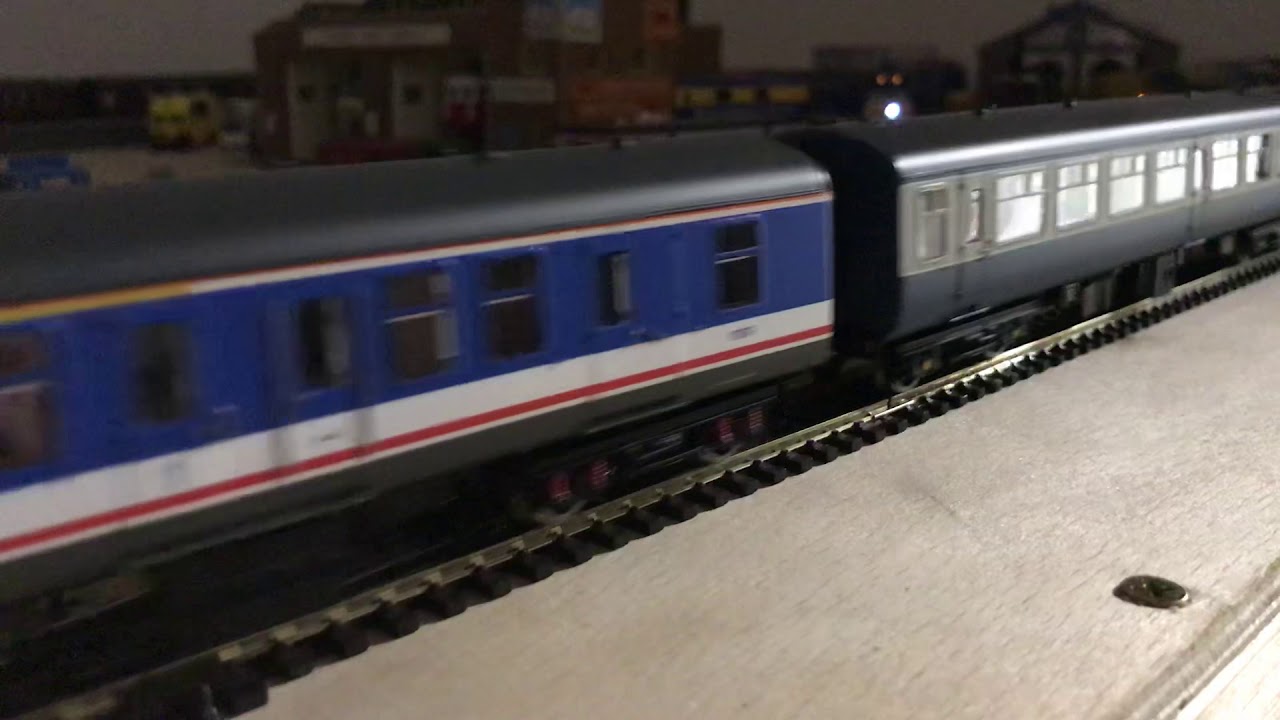 Hornby Class 50040 Leviathan with Bachmann MK2F&rsquo;s new, including NSE, blue and grey mK2A stock!
