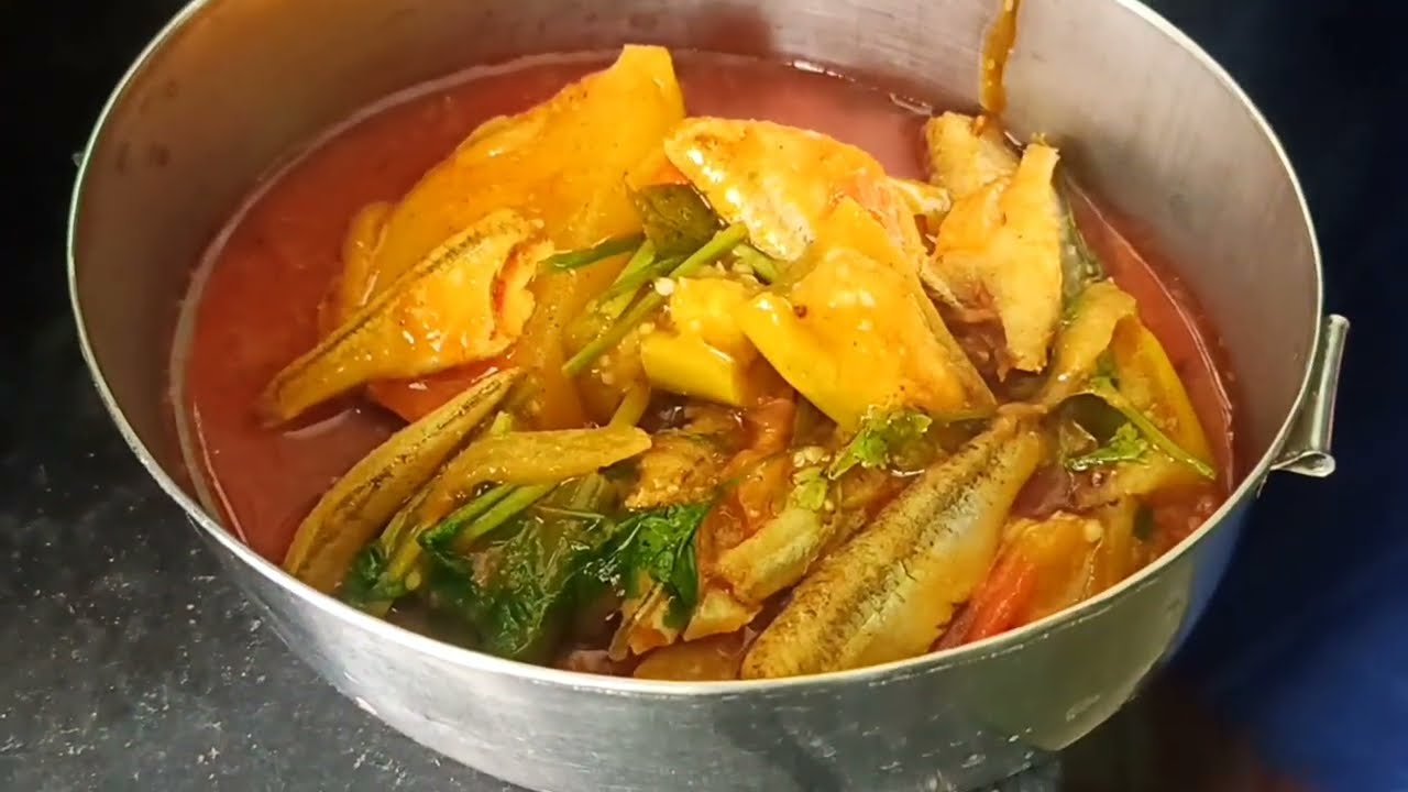Village Style Nethallu Pulusu Recipe | పచ్చి నెత్తళ్ళ పులుసు | Small Fish Curry
