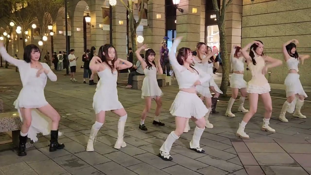 街舞團體在信義商圈展演（1b）（2026年3月1日）