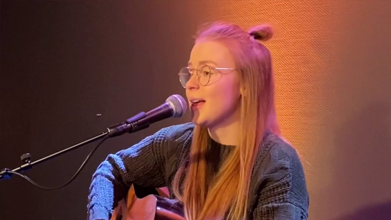 Bygda mi av Sigrid Strand hos 