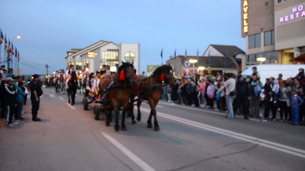 Parada cu calareti si torte, la Sarbatoarea Libertatii de la Blaj