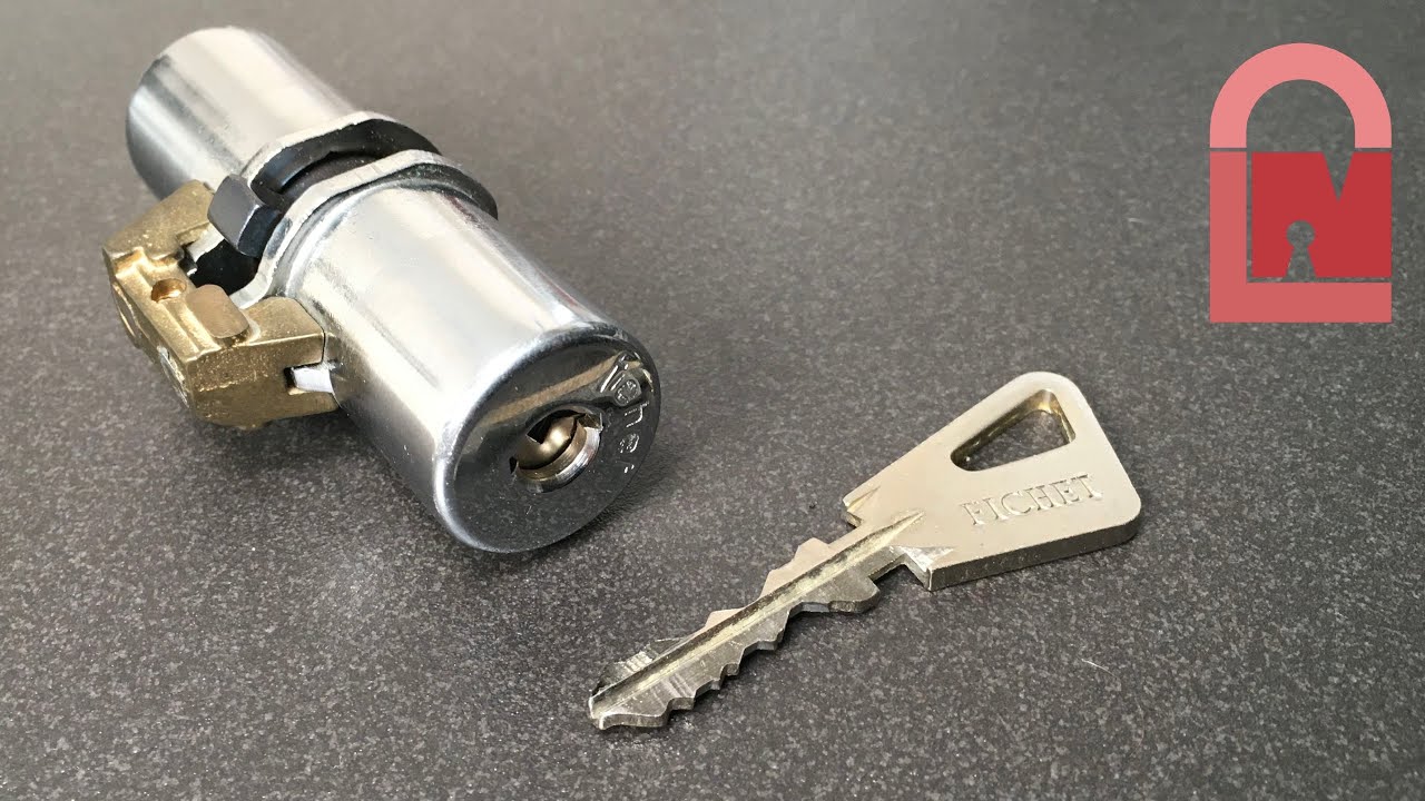 Fichet 666 Lock Picked