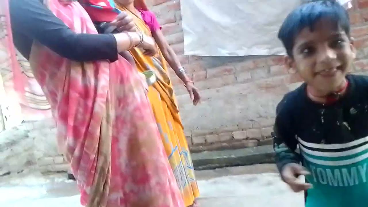 दादी और नाती की लड़ाई