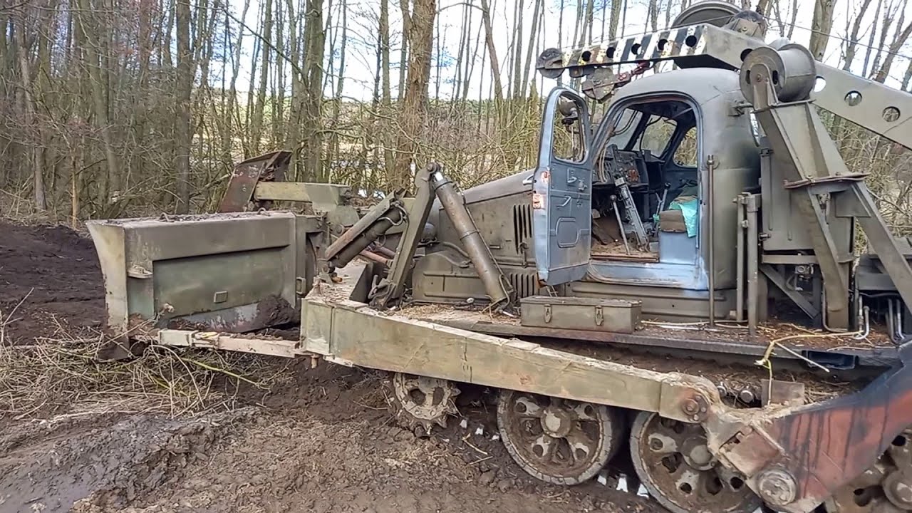 Bat M silnik Czołgowy 40 litrów V12 Waga 30 Ton w AKCJI.