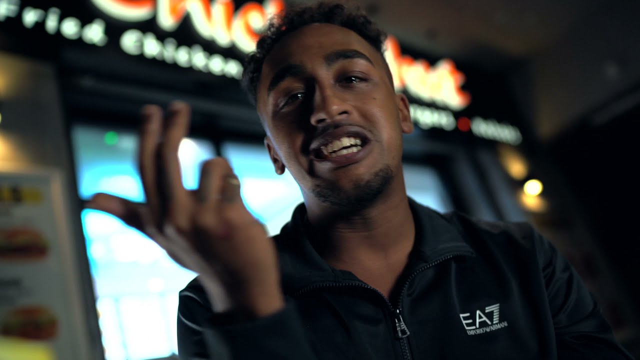 ManlikeMally - Dis n Dat (Official Video)