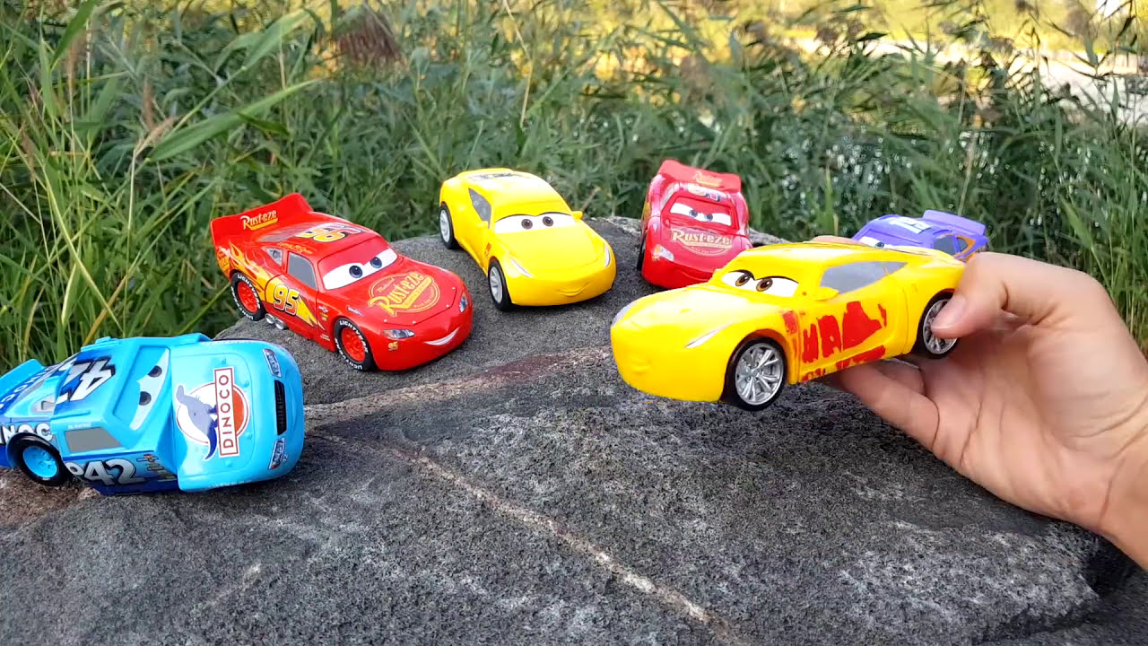 Крутые машинки Тачки 3 🚗 Молния Маккуин, Крус Рамирес и друзья | Игрушки для детей #промашинки