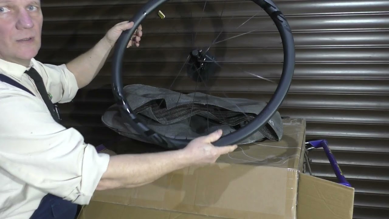 Карбоновые гравийные колёса ELITEWHEELS распаковка 