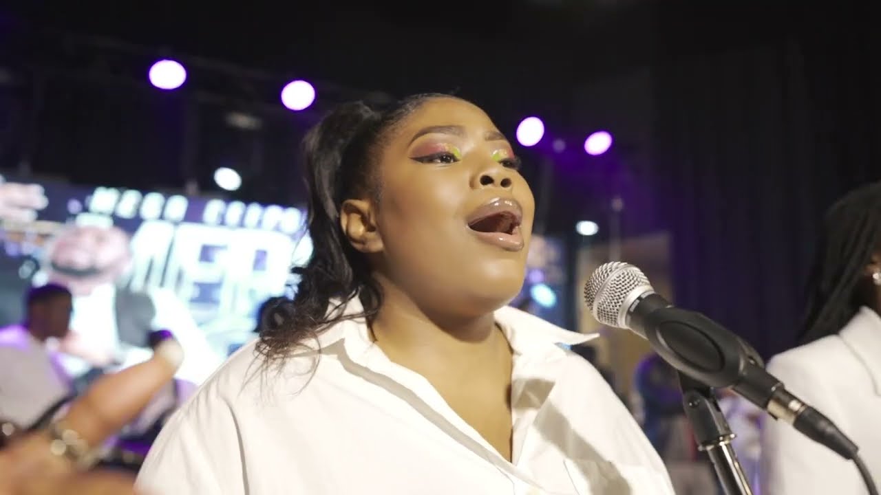 MERCISSE ELONGA CONCERT LIVE EN SUISSE À BÂLE ( OFFICIEL )