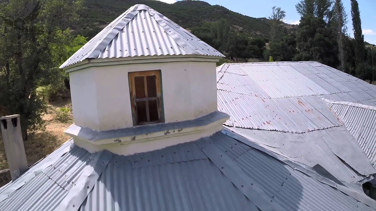 Kureyş Baba T&uuml;rbesi