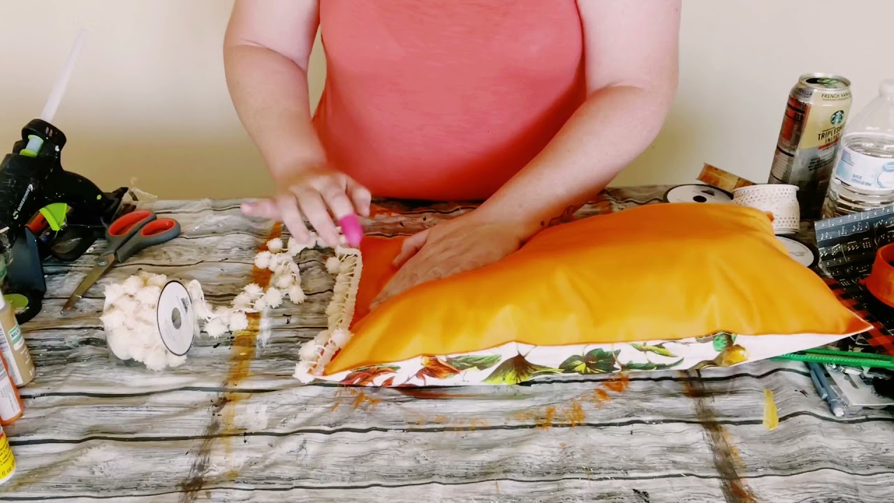 No sew Dollar Tree Fall Placemat Pillow
