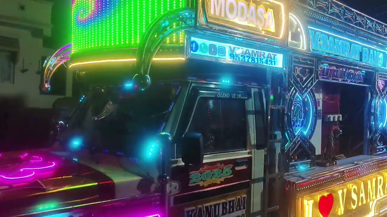 V SAMRAT BAND MODASA..9537815431..9913079578..