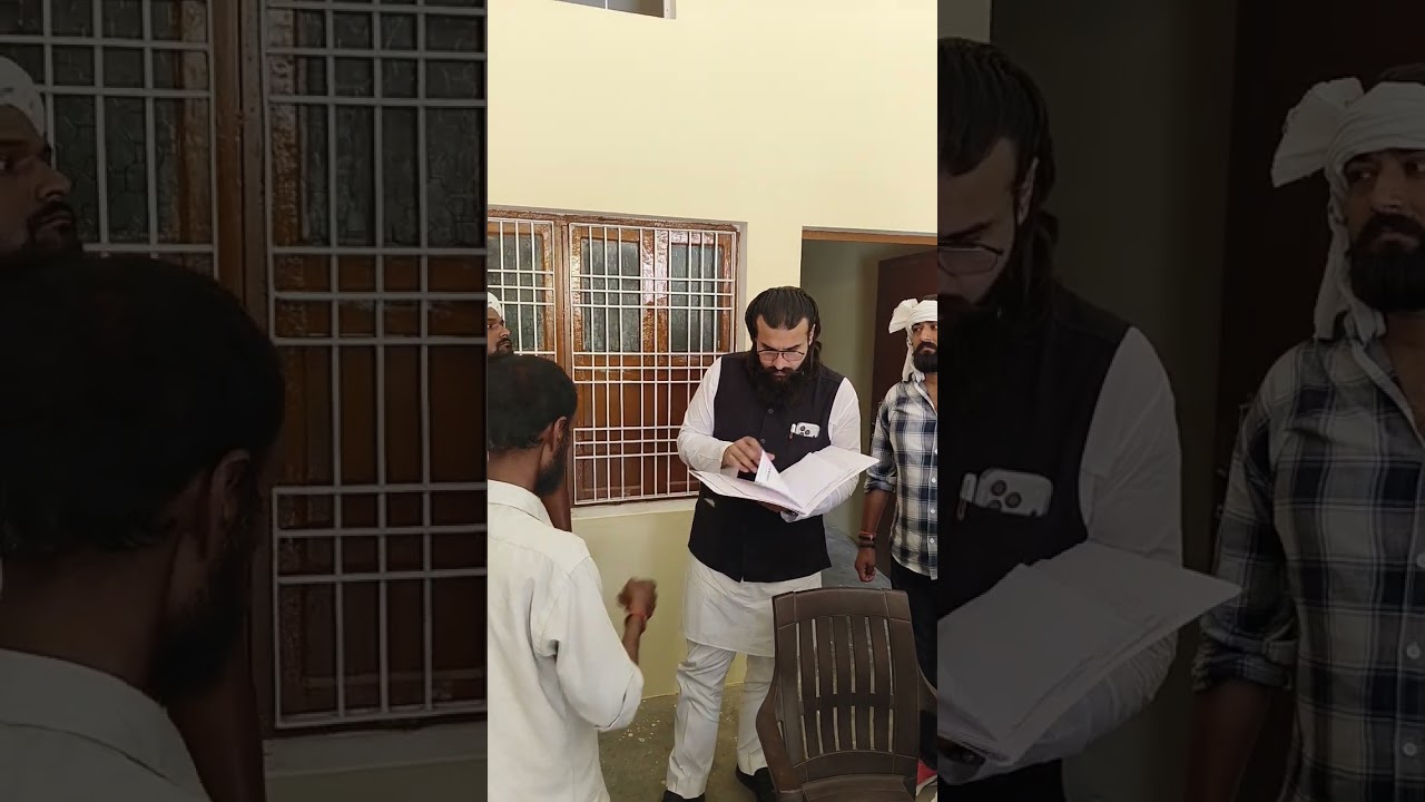 सपा कार्यालय मऊ पहुंचे विधायक अब्बास अंसारी #maunews #abbasansari