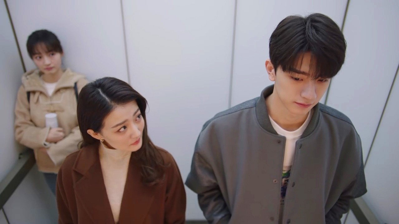 💞【MOVIE】女明星誤以為帥小伙子跟蹤自己進了電梯，卻不知他竟是公司的總裁！ #良辰美景好时 #Love Scenery #甜寵 #徐璐 #林一