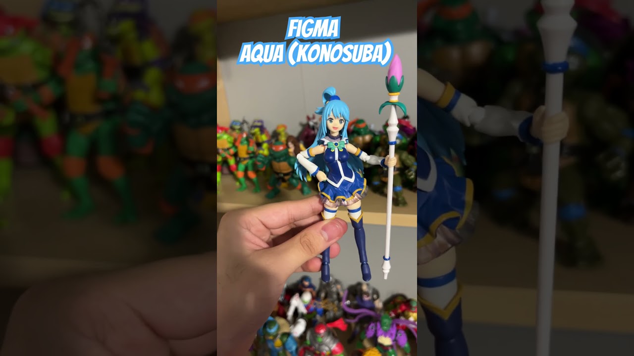 Opening and looking at the Figma Aqua (Konosuba) action figure