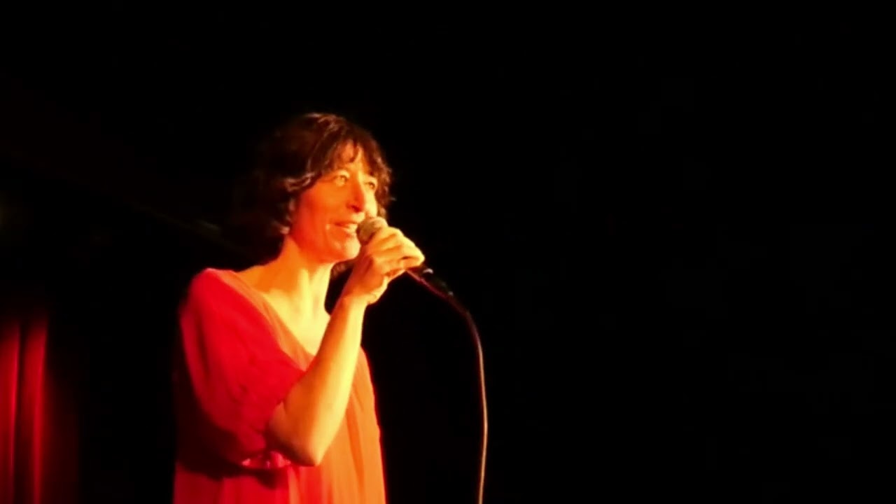 Sous le ciel de Paris, par Sophie Rousseau et Sébastien Bennett