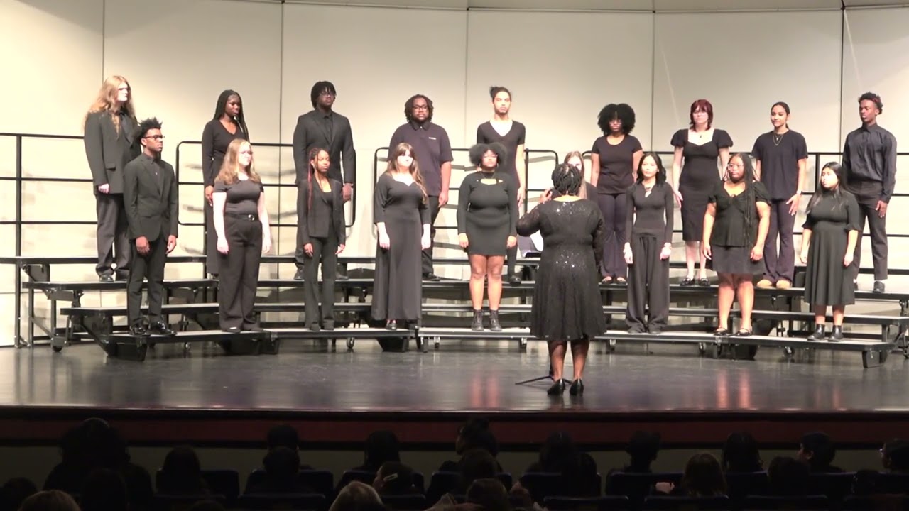 Pre LGPE Concert: Esto Les Digo by Kinley Lange