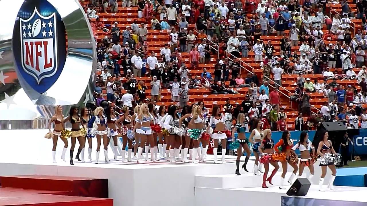 Pro Bowl 2011 Cheerleader Introductions