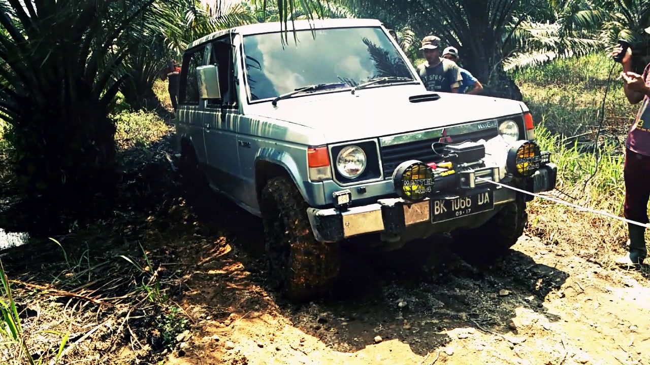 Extreme 4wd pajero 1990 diesel electric winch