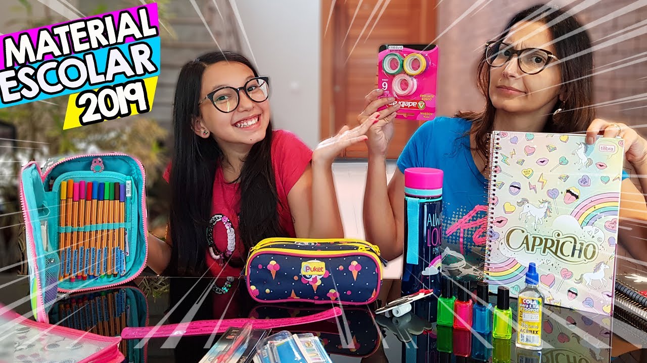 MINHA M&Atilde;E REAGINDO AO MEU MATERIAL ESCOLAR 2019 | Luluca