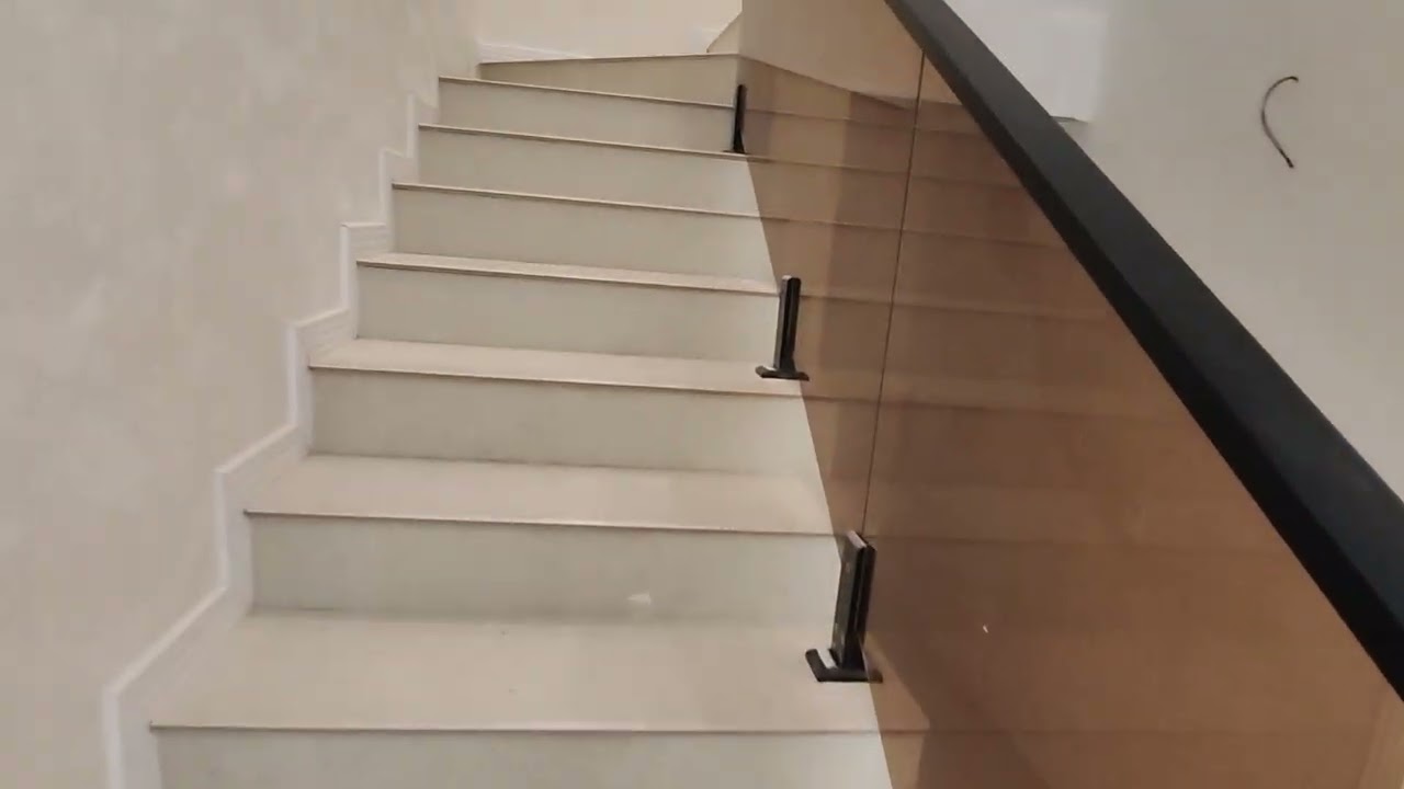 🏠Xırdalanda universitet yaxınlığında 📐1.8sotta🏠 2mərt🪟 6 otaq 📐200kv 💰169min☎0706804464☎