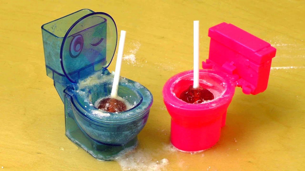 Japano Toy Toilet Moko Mokolet & Candy Fun Toilet with sour Flush