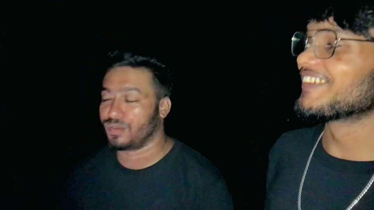 Modhur modhur kotha koiaa 