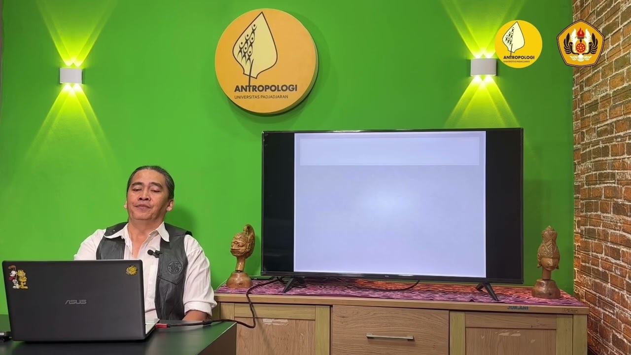 Antropologi Linguistik :  Bahasa dan Masyarakat