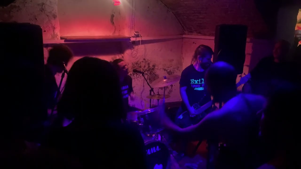 Llamando a Julia- (live Milano)