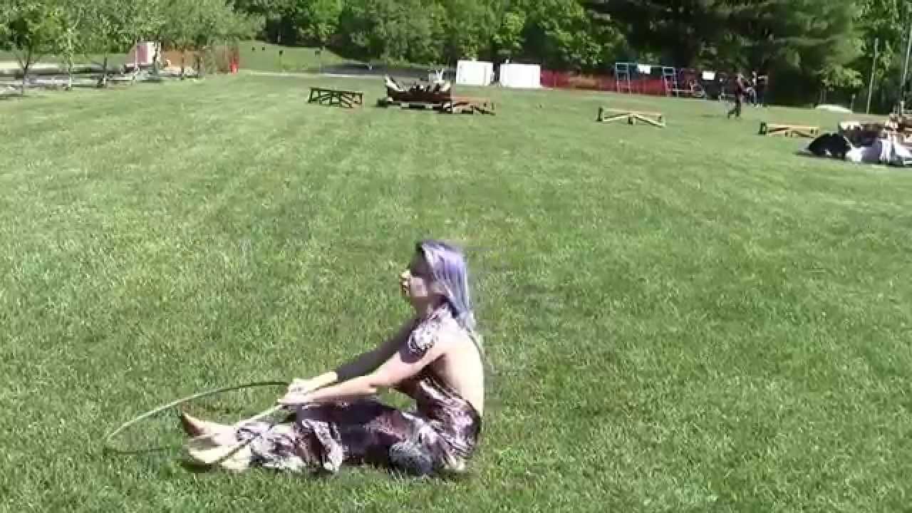 Sarah Ivy: Ground Hooping