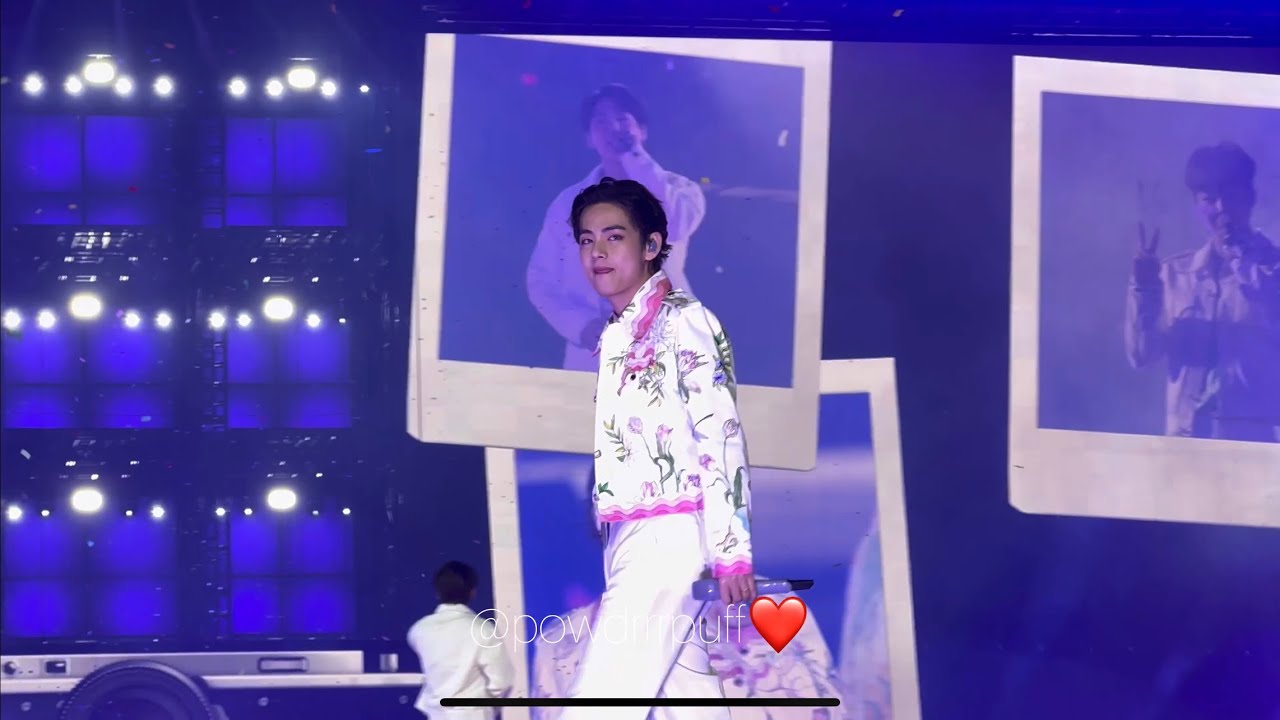 220408 - FANCAM - Life Goes On - BTS PTD Las Vegas - Day 1 @ Allegiant - 4K 직캠