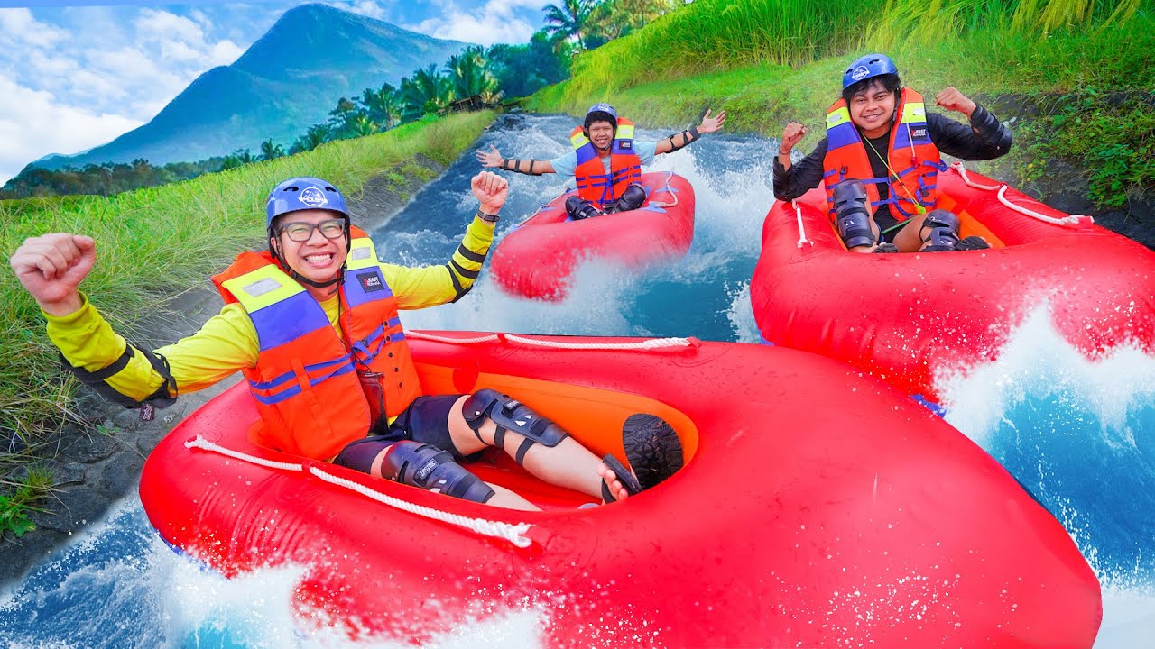 KITA MENGARUNGI SUNGAI 2 JAM NAIK PERAHU KARET!!