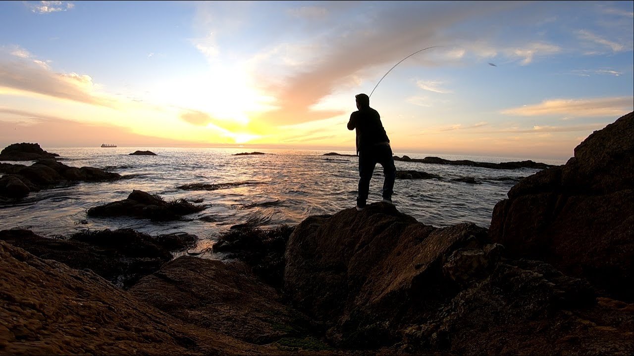 Pescando en épicas postales de Valparaíso | Pesca UL | Entre Peces