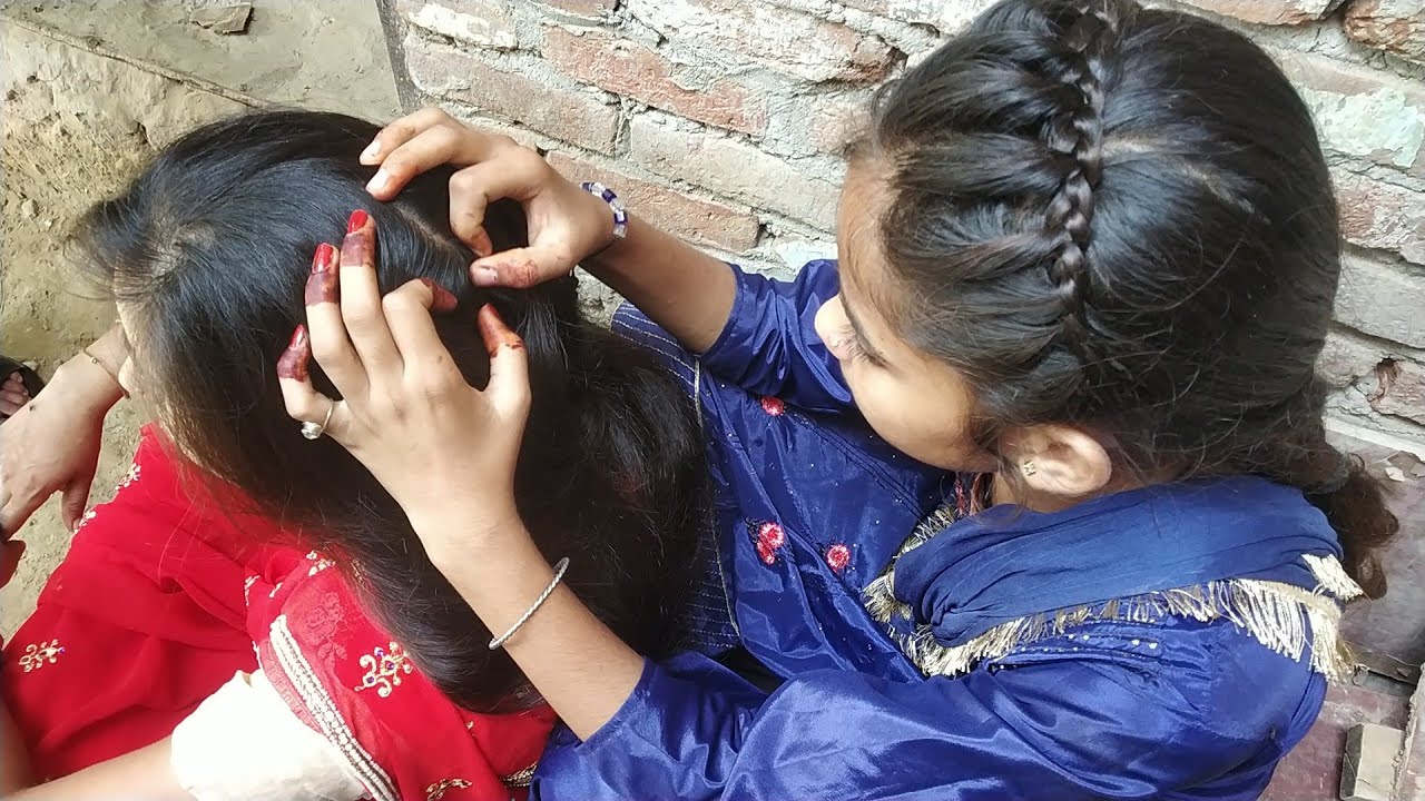 Nitpicking In Dry Hair