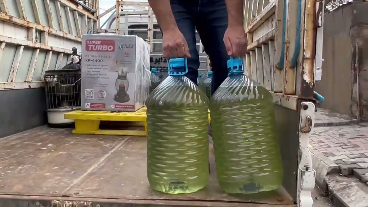 وزعت عدد من #الصوبات_النفطية  مع #النفط   على عوائل #الايتام 