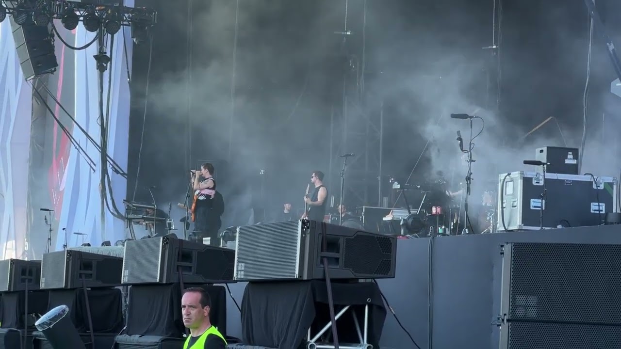 Nothing But Thieves - Sorry live @NOS Alive 2024