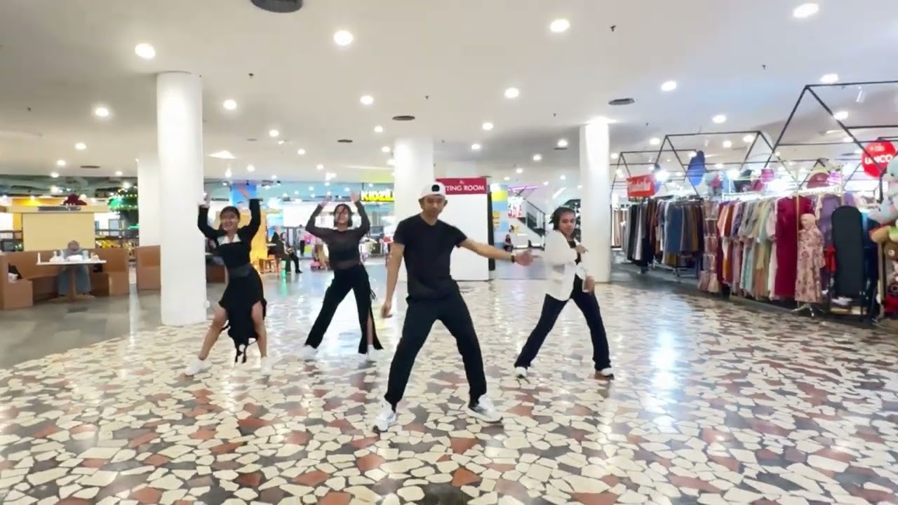 🎶 Legs ( keep dancing ) | Linedance | Choreo Asbarebare ( INA ) & Lilian lo ( HK )