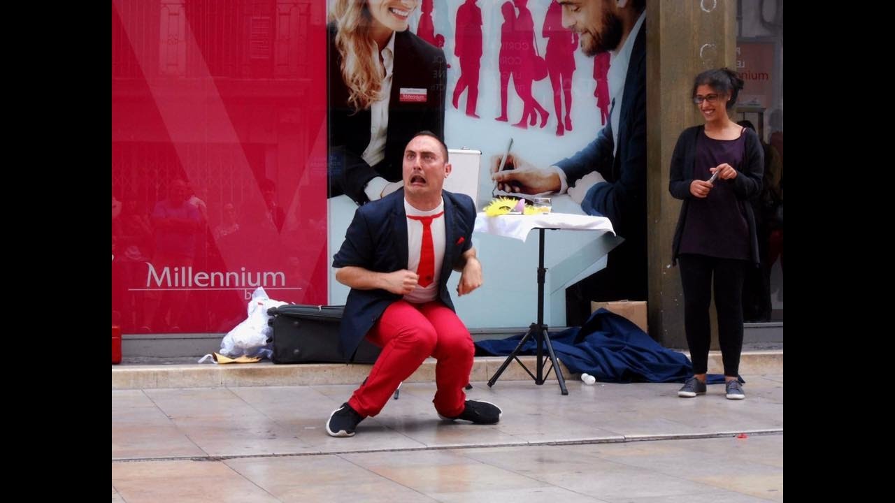 MAGIA DE CALLE HÉCTOR SANSEGUNDO PORTUGAL