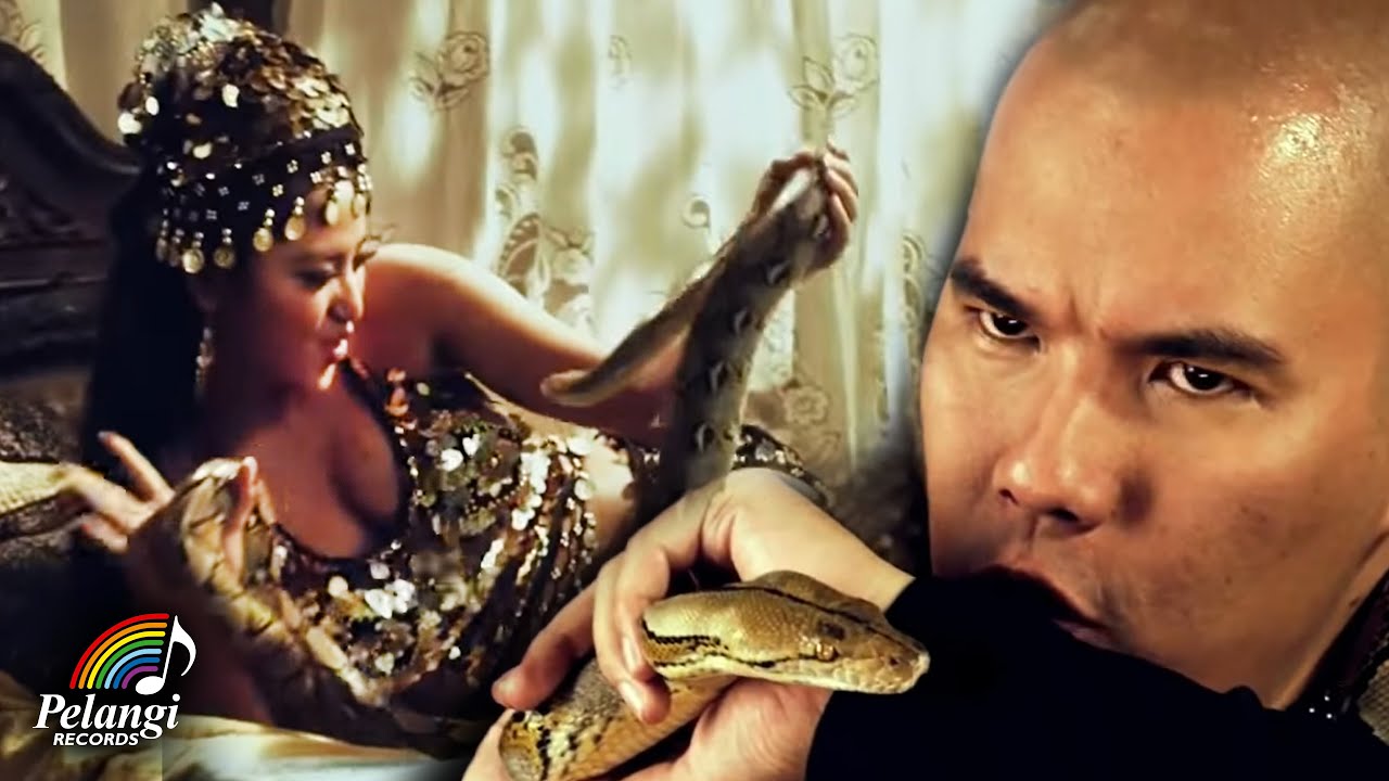 Dewi Perssik - Diam-Diam feat. Ahmad Dhani (Official Music Video)