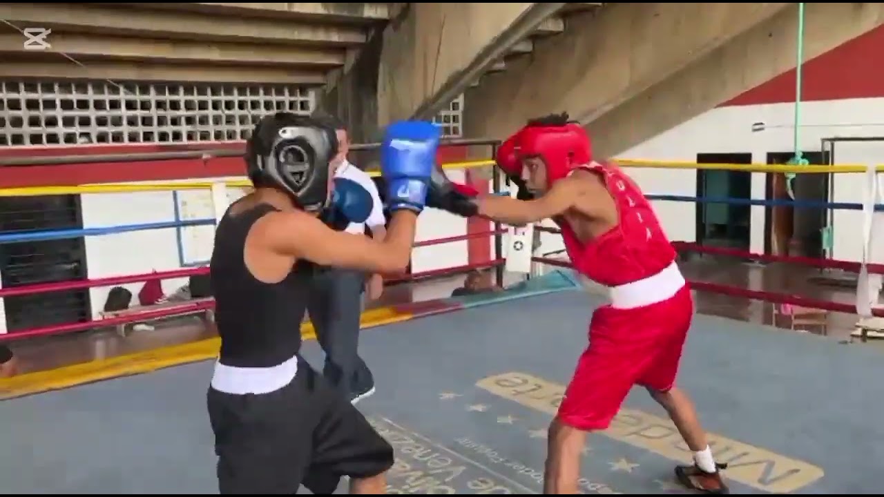 Escuela de Boxeo Johnner Gomez 🥊🥊 Coliseo de Boxeo Pedro Gamarro la Cotorrera 🥊🥊