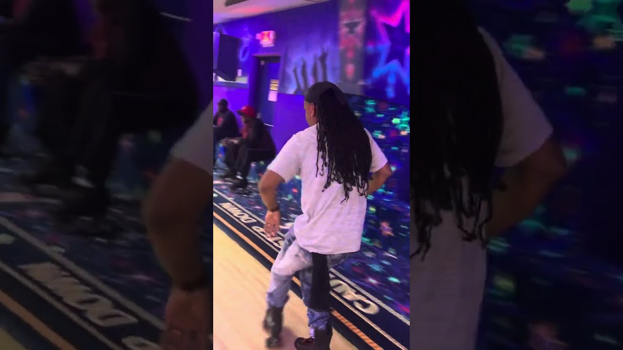 JB skating it’s Twin #jbskating #jbskate #jbl_xtreme_2 #jb